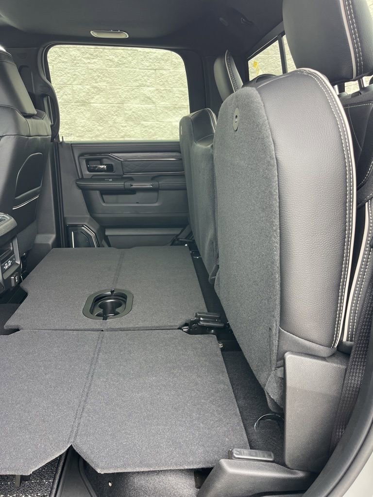 New 2026 RAM 3500 Limited AWD/4WD image 32