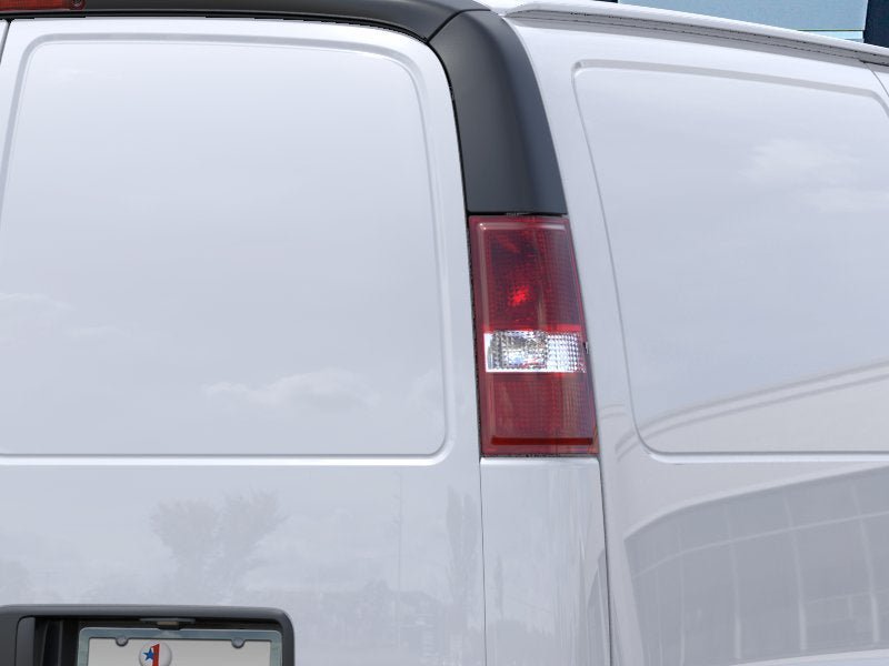 New 2026 GMC Savana 3500 w/ Driver Convenience Package RWD image 11