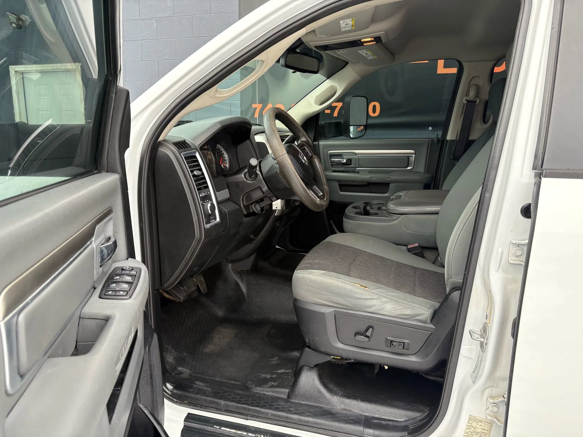 Used 2015 RAM 3500 SLT w/ Quick Order Package 29G SLT image 11