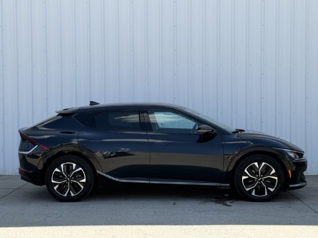 Used 2024 Kia EV6 Wind AWD/4WD image 3