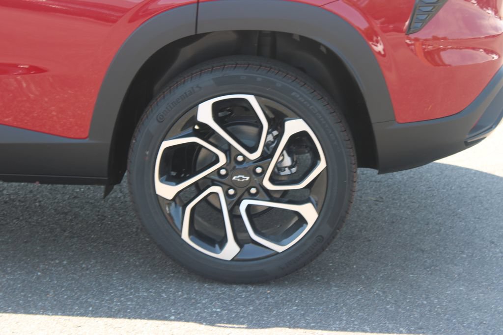 New 2026 Chevrolet Trax RS w/ Sunroof Package FWD image 19