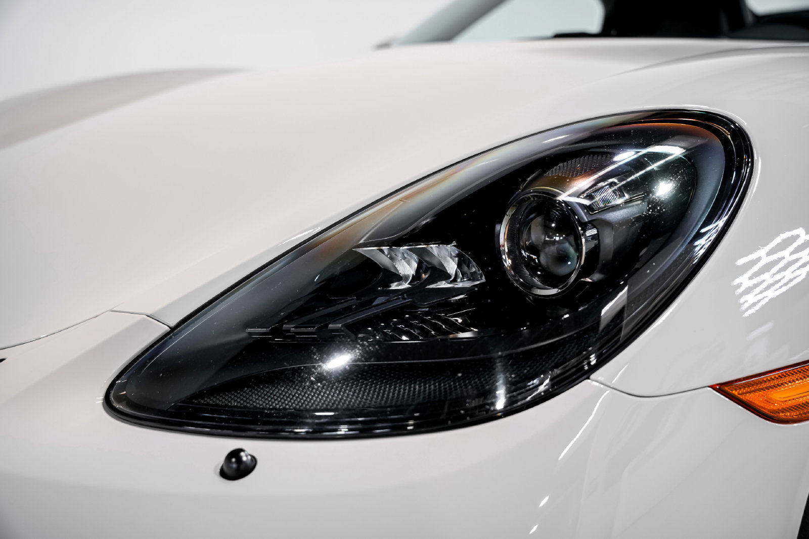 Used 2022 Porsche 718 Boxster Spyder RWD image 30