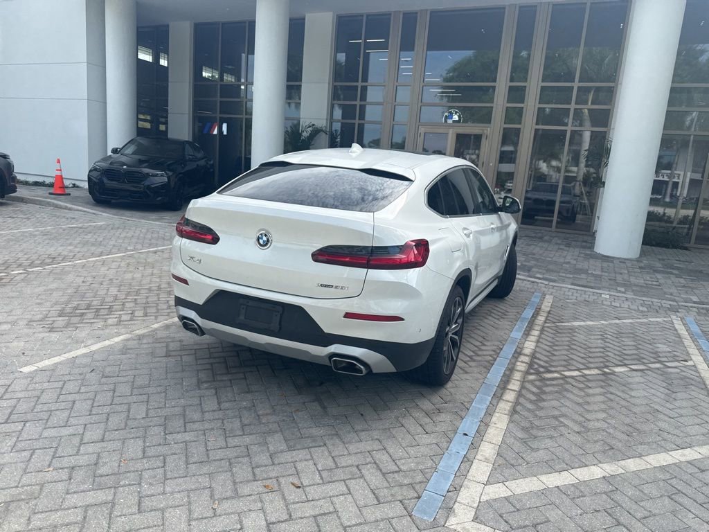 Certified 2023 BMW X4 xDrive30i w/ Premium Package image 27