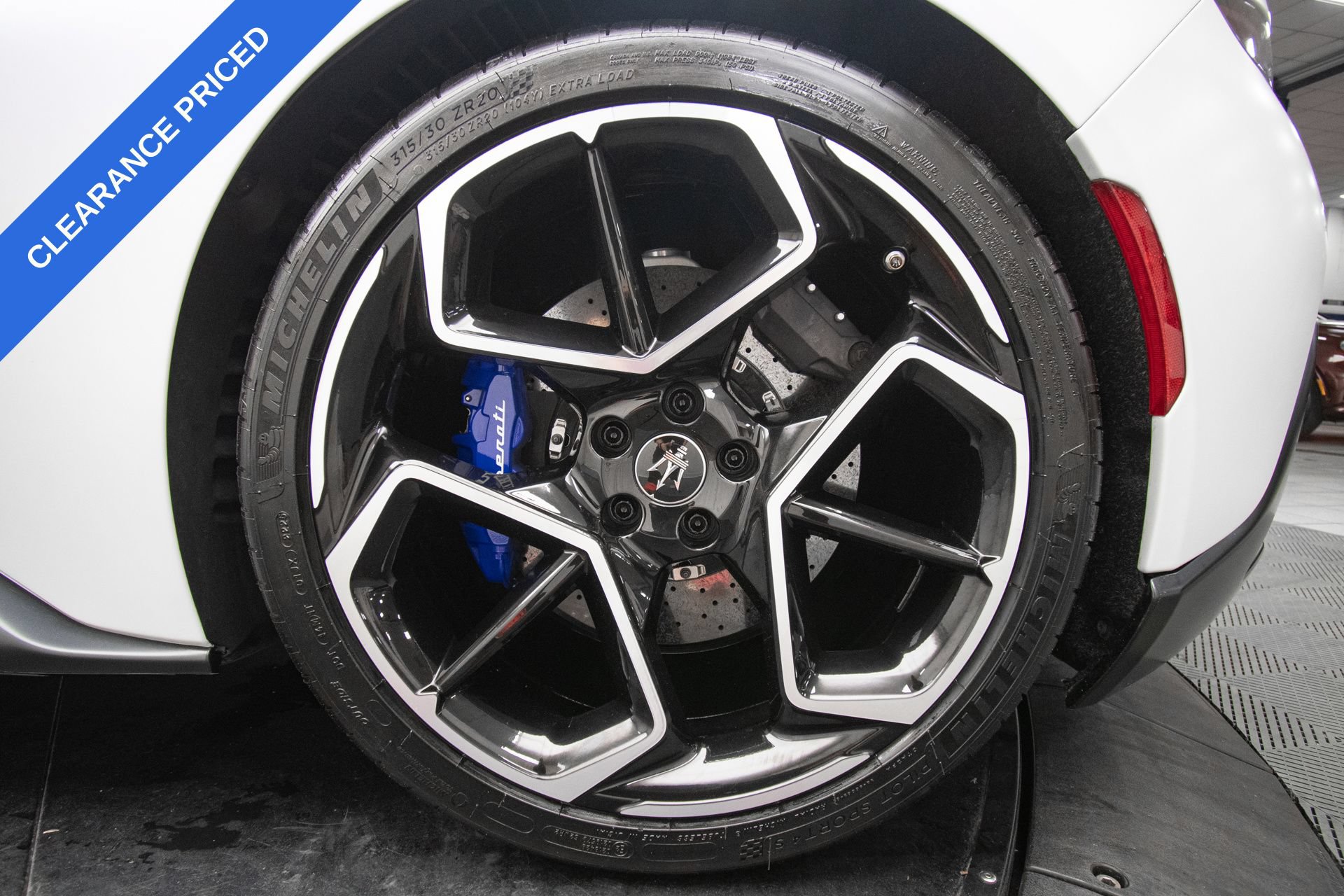 Used 2022 Maserati MC20 Coupe RWD image 45