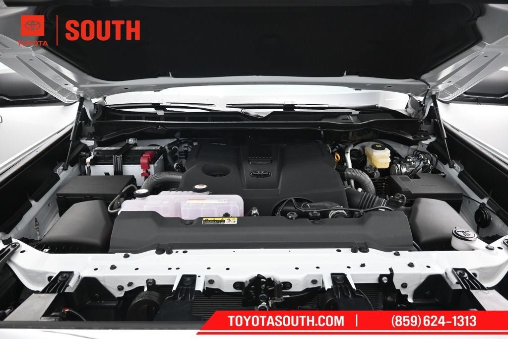 New 2026 Toyota Tundra SR5 w/ TRD Off-Road Package AWD/4WD image 33