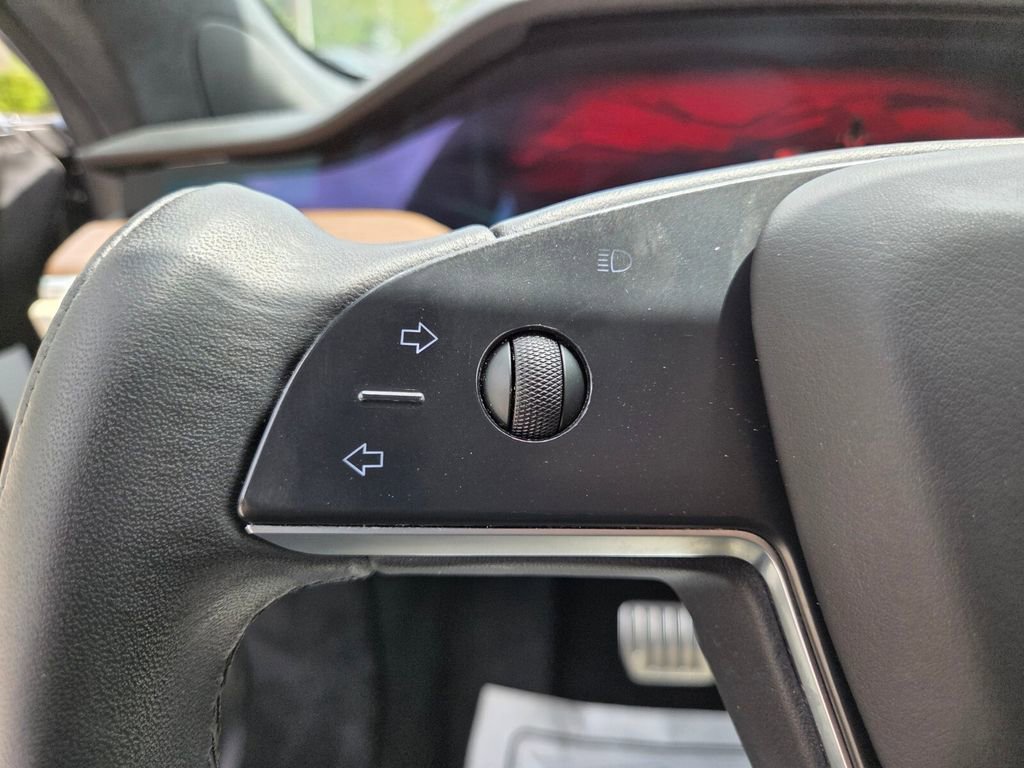 Used 2023 Tesla Model S image 26
