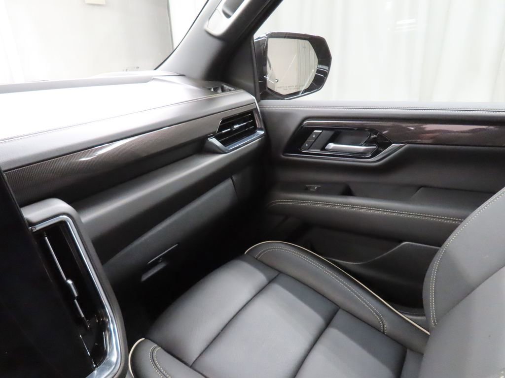 Used 2026 GMC Yukon Elevation AWD/4WD image 27