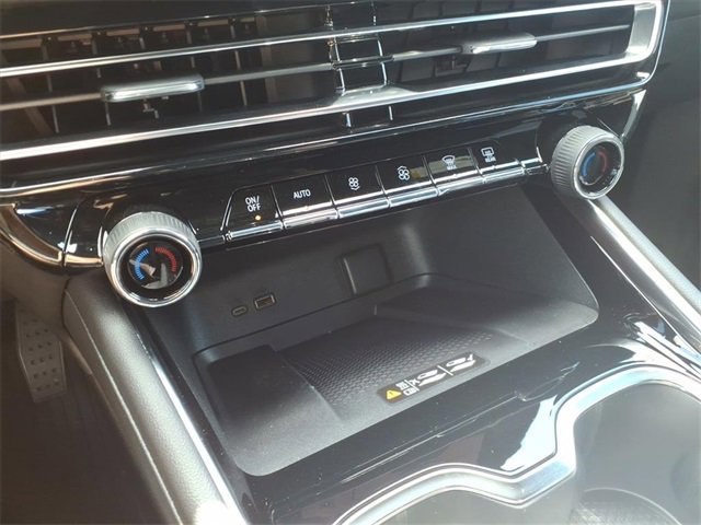 New 2026 Chevrolet Traverse LT w/ Driver Confidence Package image 18