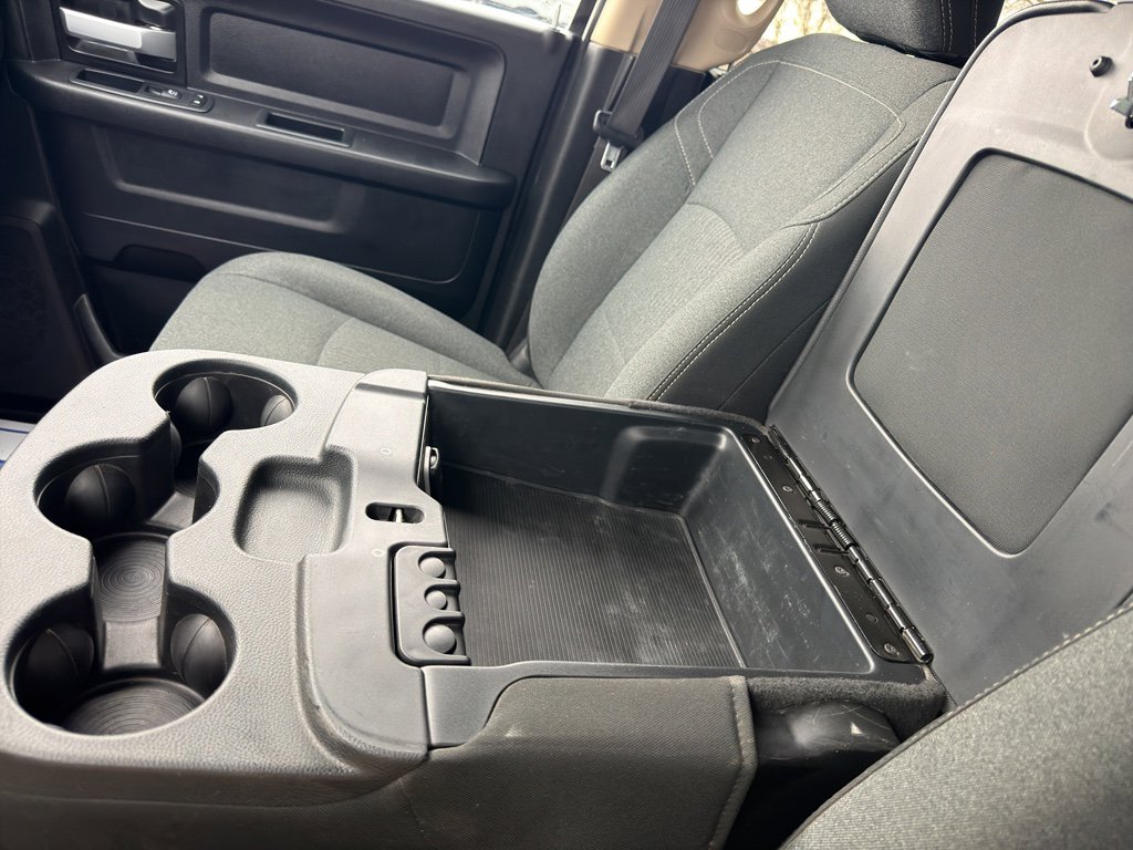 Used 2019 RAM 5500 Tradesman w/ Chrome Appearance Group image 27