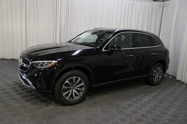 New 2026 Mercedes-Benz GLC 300 4MATIC image 3