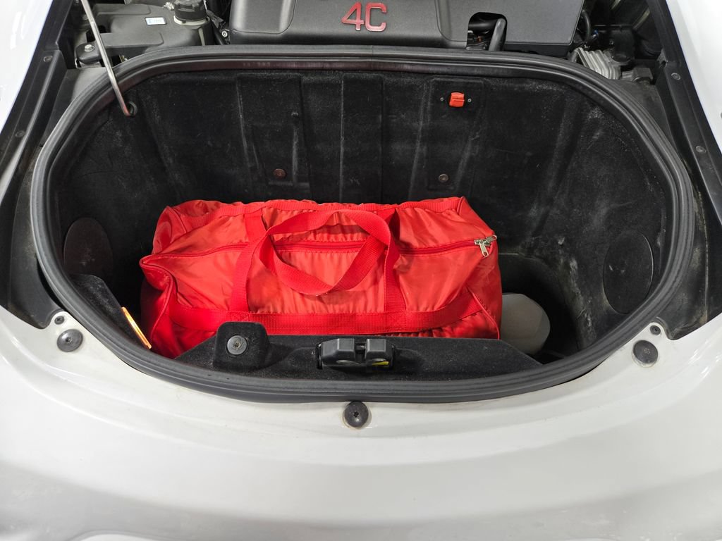 Used 2018 Alfa Romeo 4C Spider RWD image 39