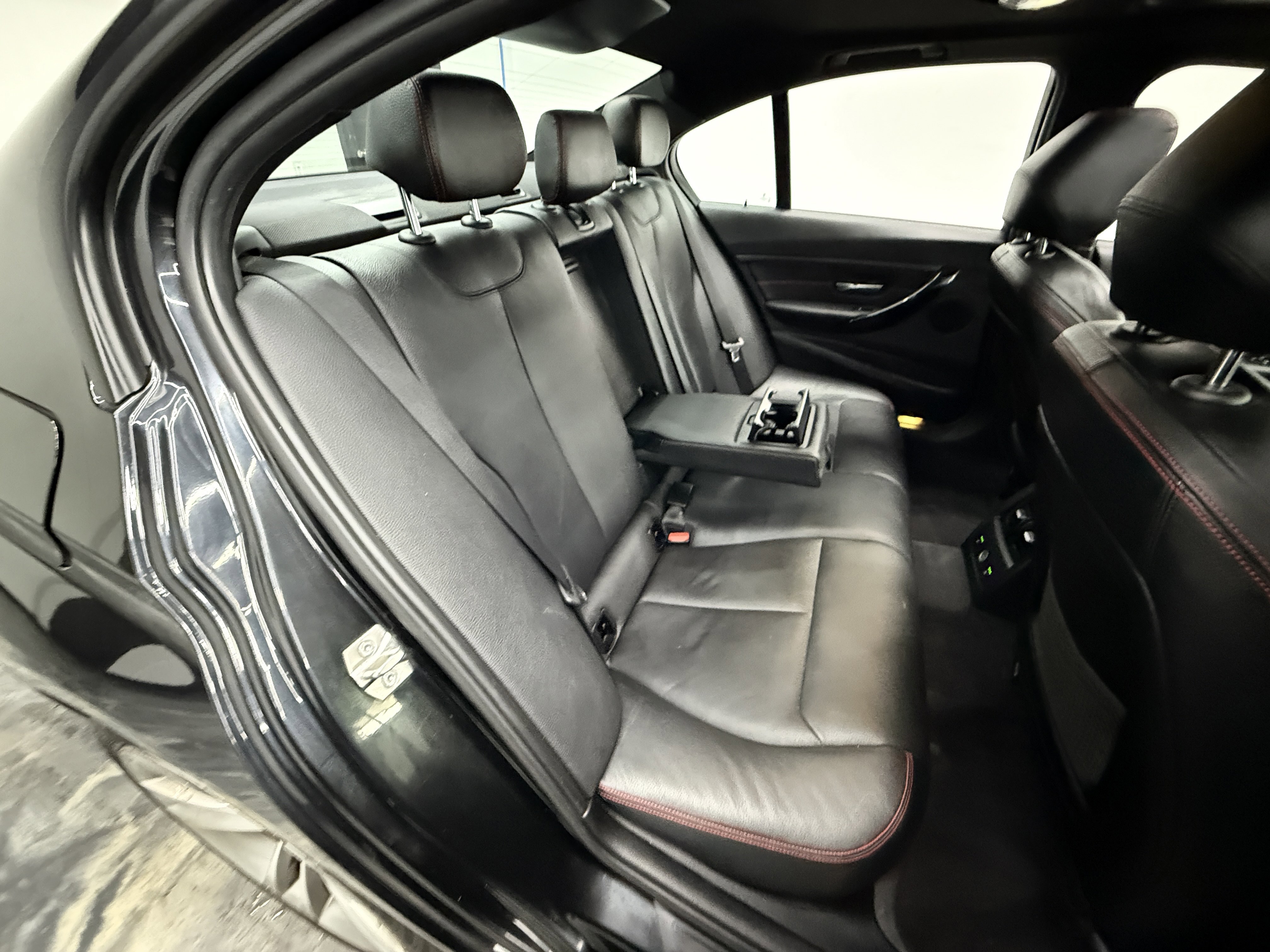 Used 2013 BMW 335i xDrive Sedan image 23