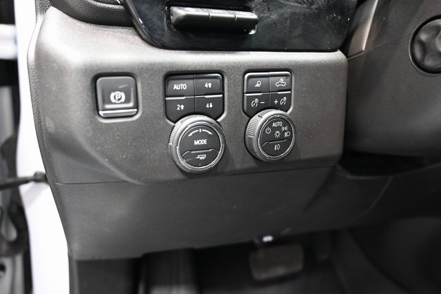 Used 2024 Chevrolet Silverado 1500 ZR2 w/ Technology Package image 20