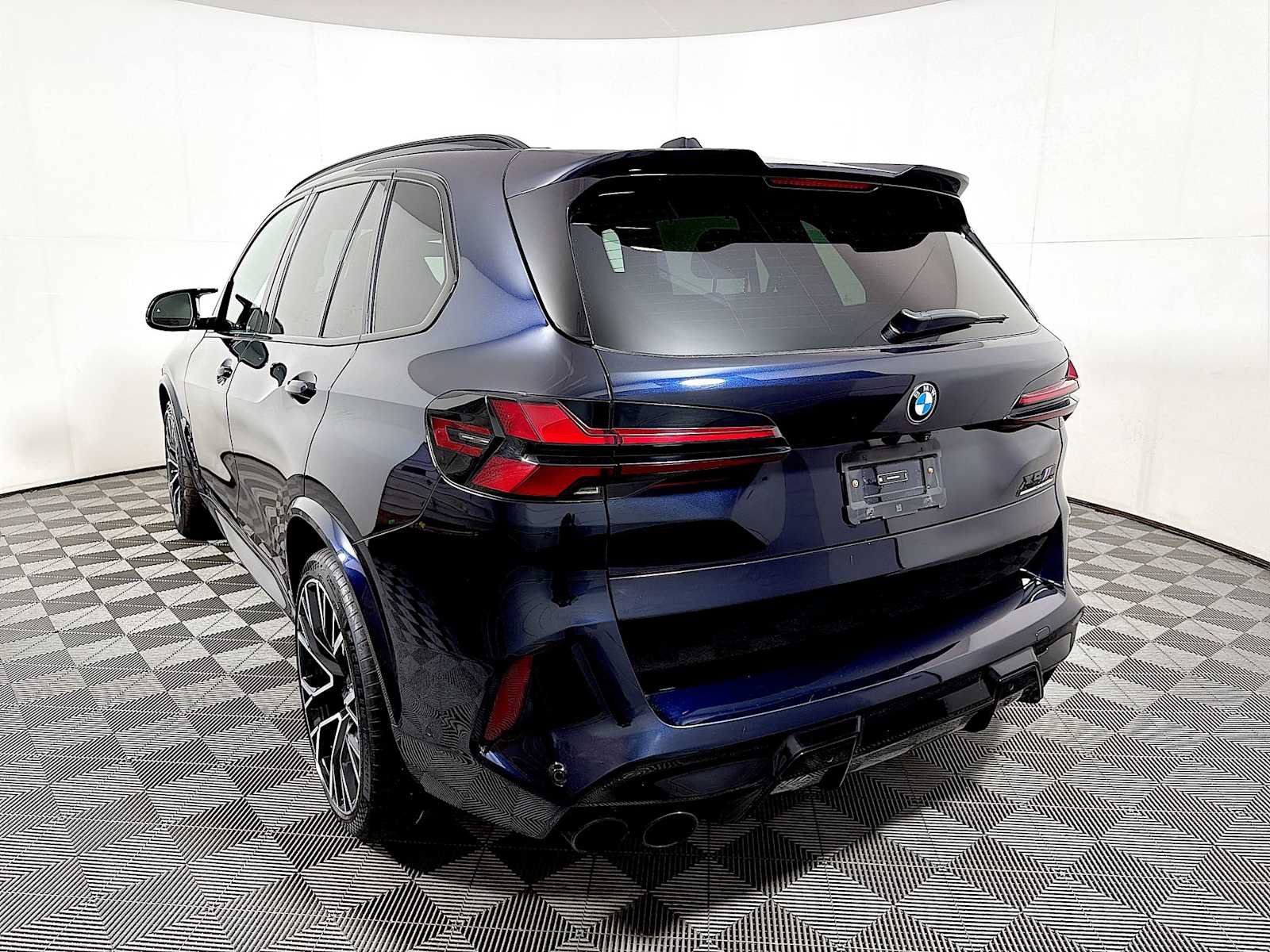 Used 2026 BMW X5 M Competition w/ Executive Package AWD/4WD image 5