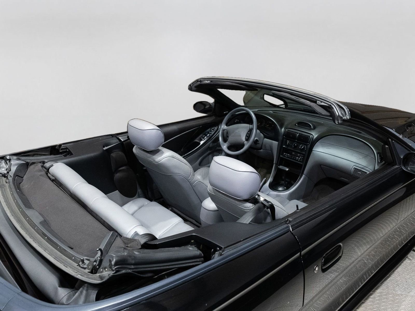 Used 1995 Ford Mustang GT RWD image 10