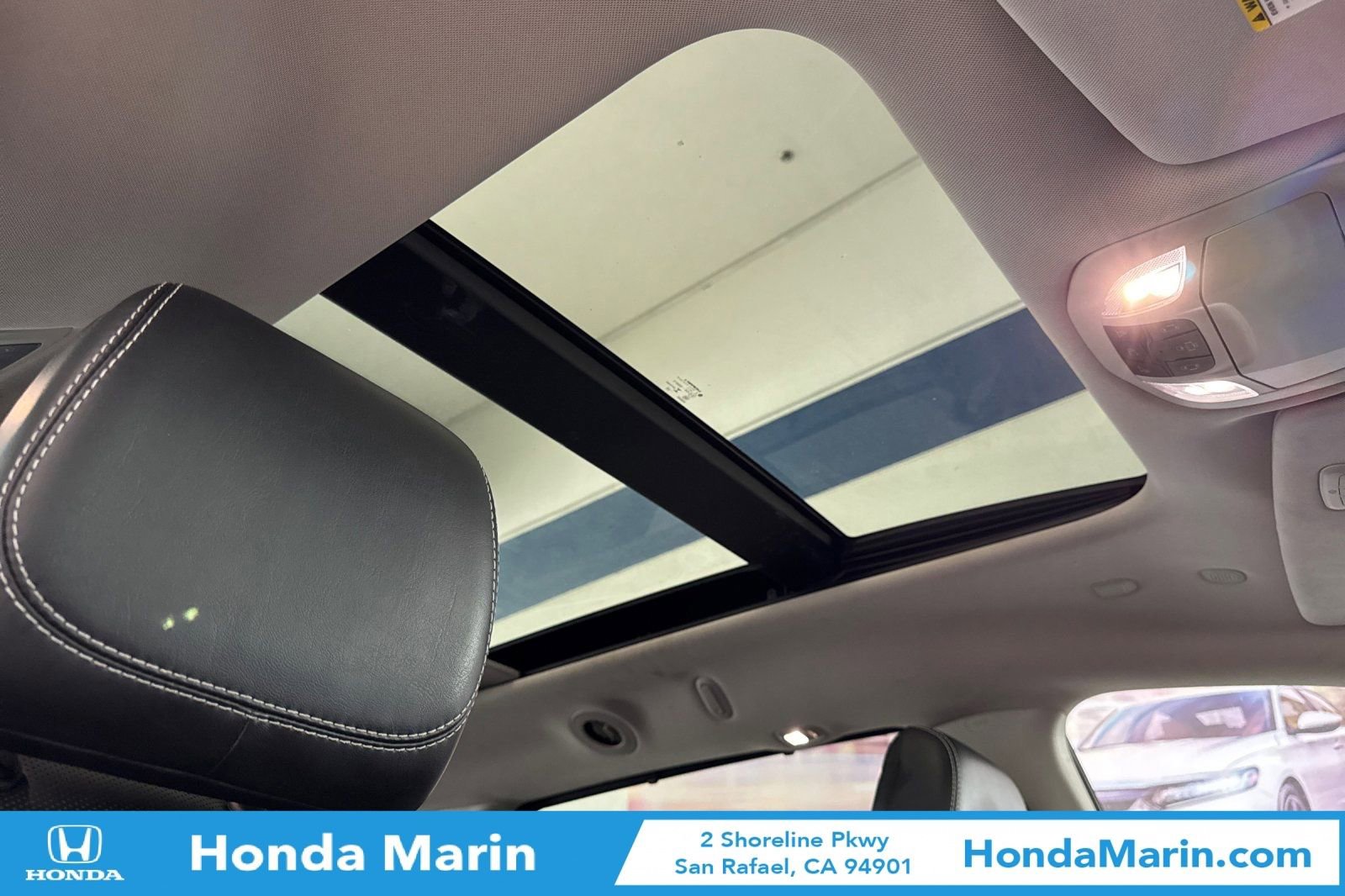 Used 2023 Chrysler Pacifica Limited image 22