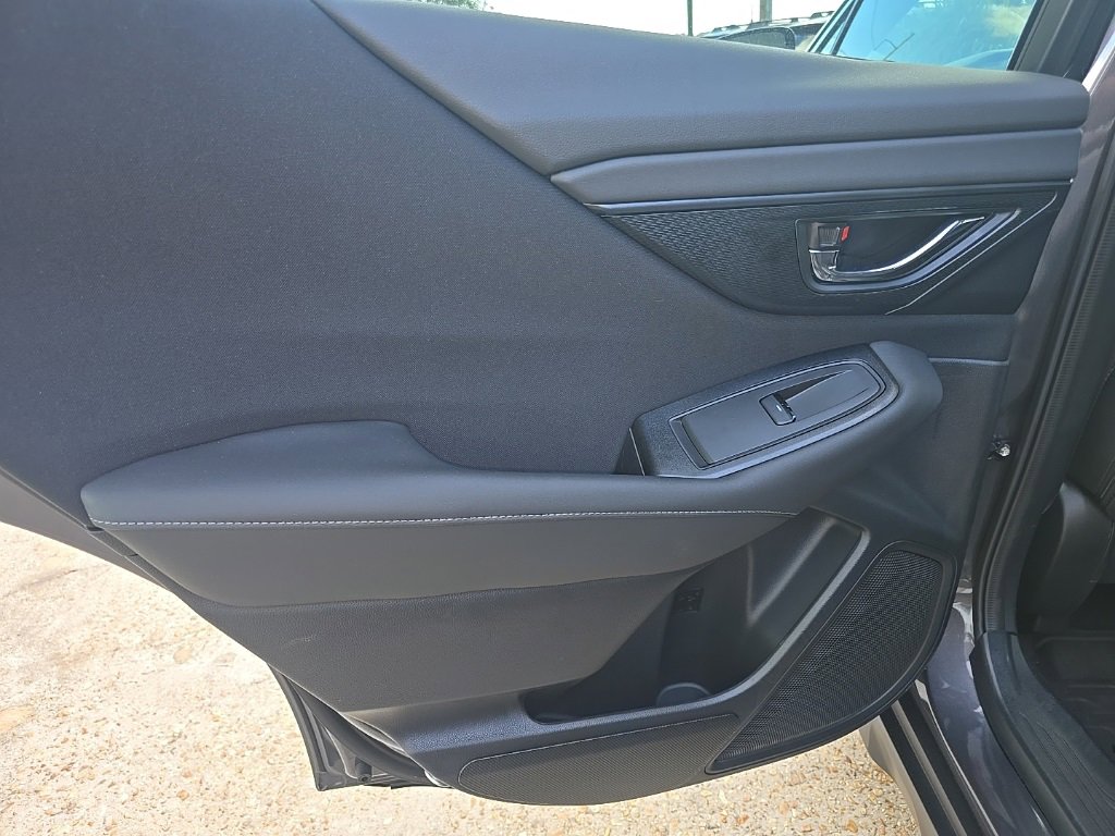 Used 2025 Subaru Outback Premium image 30