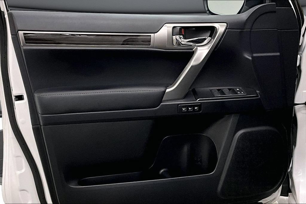 Used 2023 Lexus GX 460 Premium w/ Premium Plus Package AWD/4WD image 20