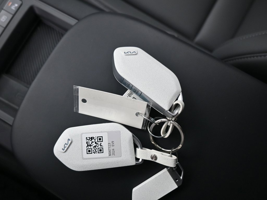 Used 2024 Kia EV9 Light Long Range image 23