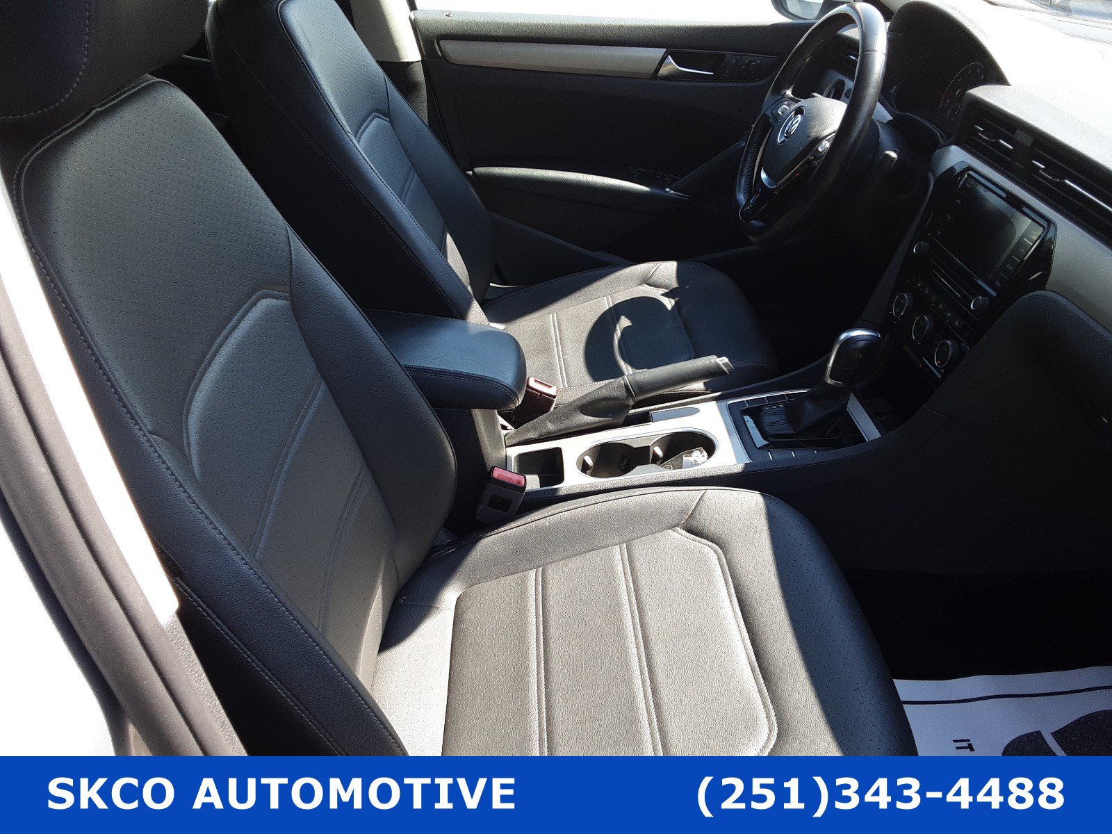 Used 2020 Volkswagen Passat 2.0T SE FWD image 13