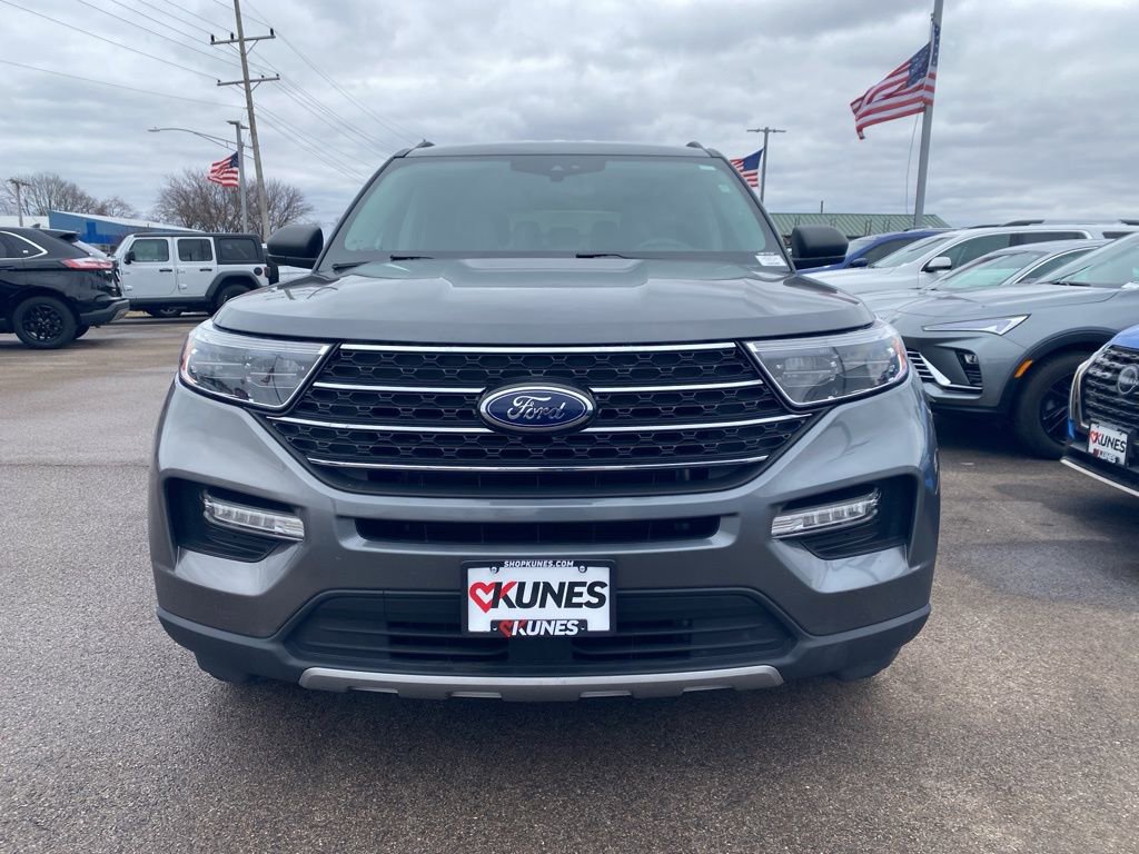 Certified 2023 Ford Explorer XLT w/ Equipment Group 202A image 12