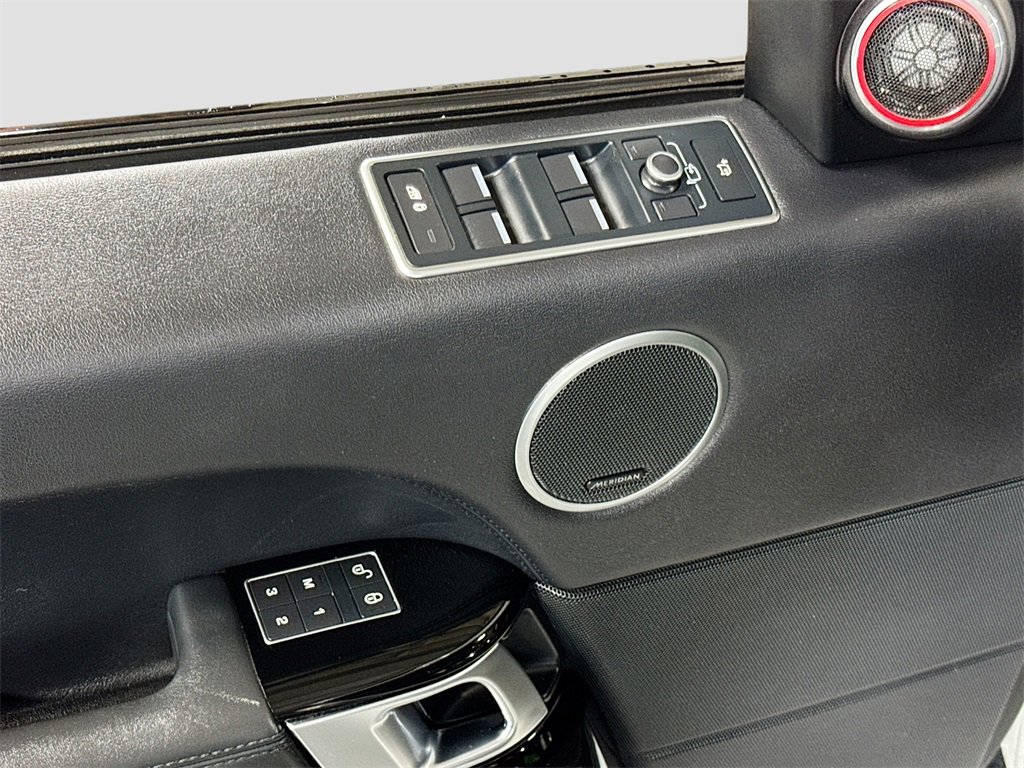 Used 2016 Land Rover Range Rover Supercharged image 27