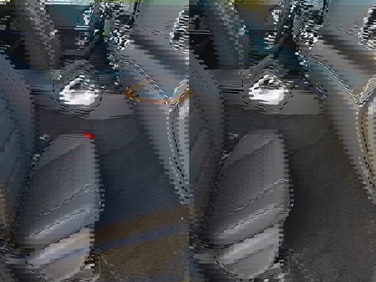 New 2026 Mercedes-Benz GLS 450 4MATIC image 48