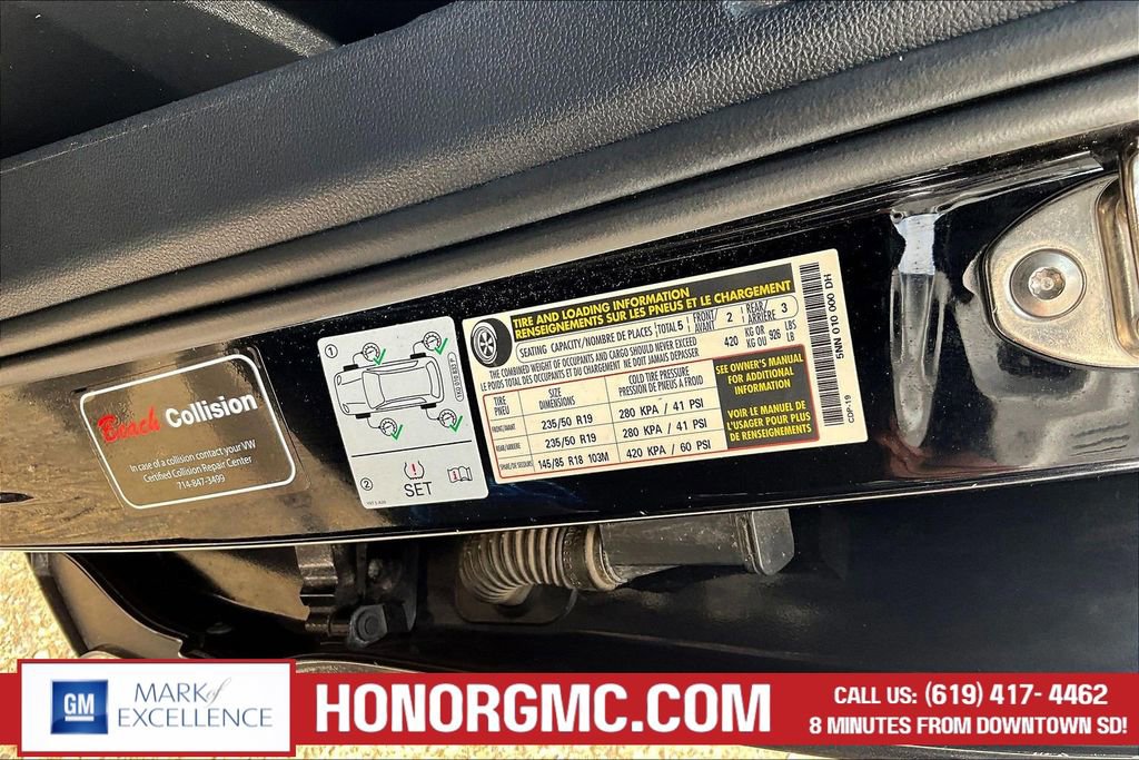 Used 2020 Volkswagen Tiguan SEL AWD/4WD image 18