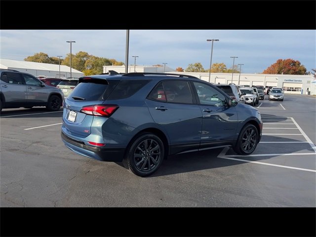 Certified 2024 Chevrolet Equinox RS w/ LPO, Floor Liner Package image 8