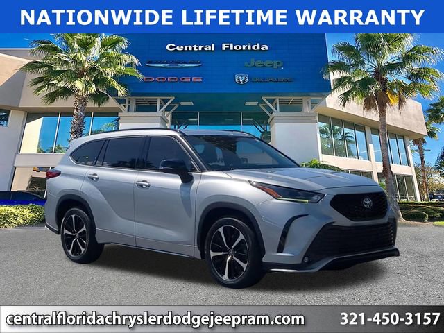 Used 2022 Toyota Highlander XSE