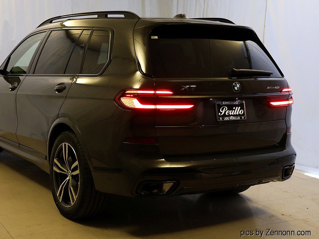 Used 2026 BMW X7 xDrive40i AWD/4WD image 3