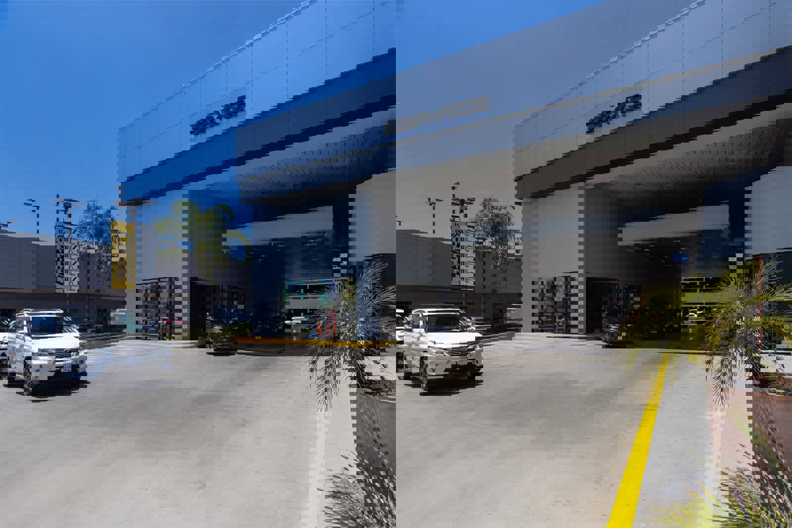 Used 2025 Kia K4 LXS image 37