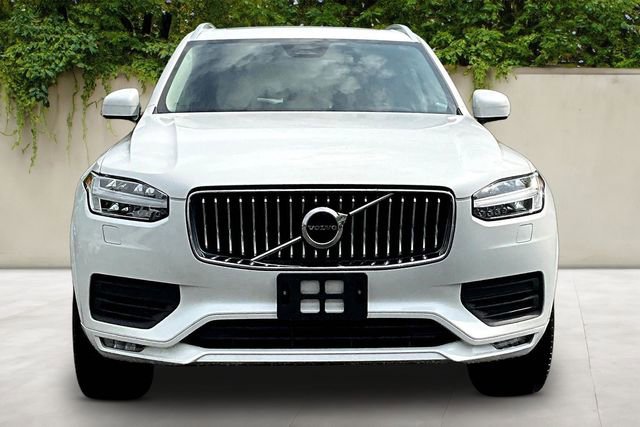 Used 2023 Volvo XC90 B5 Core w/ Climate Package AWD/4WD image 2