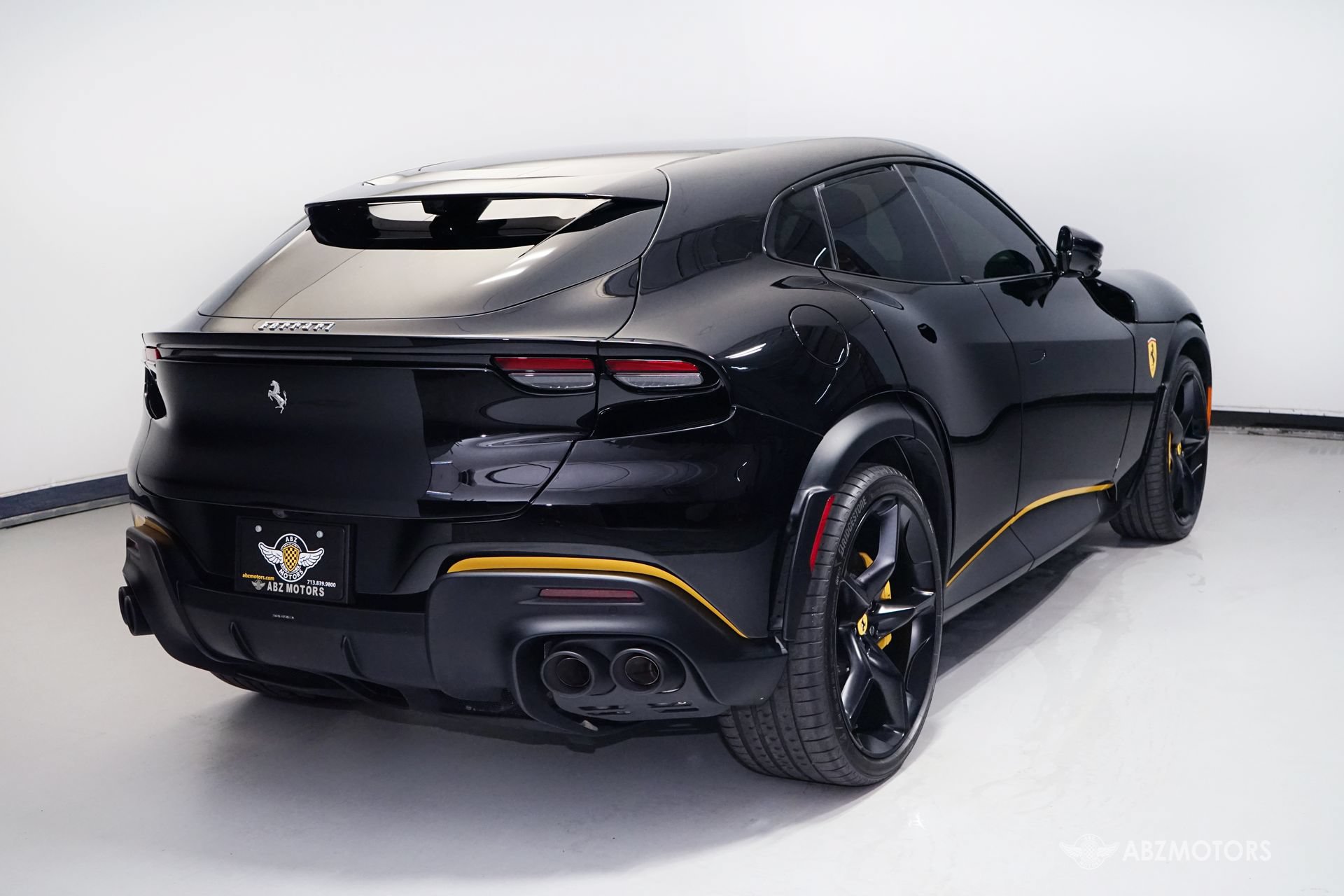 Used 2025 Ferrari Purosangue AWD/4WD image 5