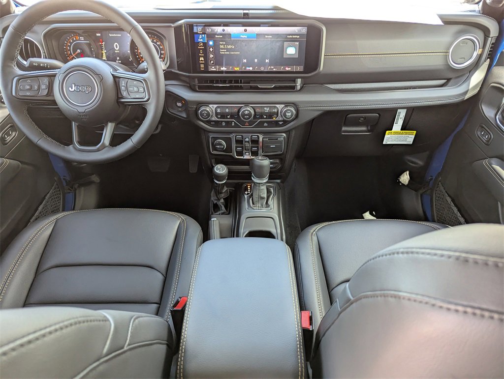 New 2025 Jeep Gladiator Sport image 15