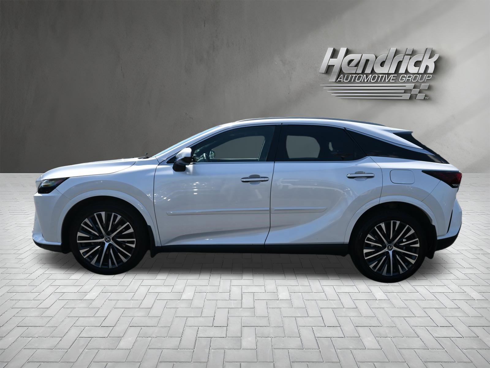 Used 2023 Lexus RX 350 Premium Plus w/ Accessory Package AWD/4WD image 7