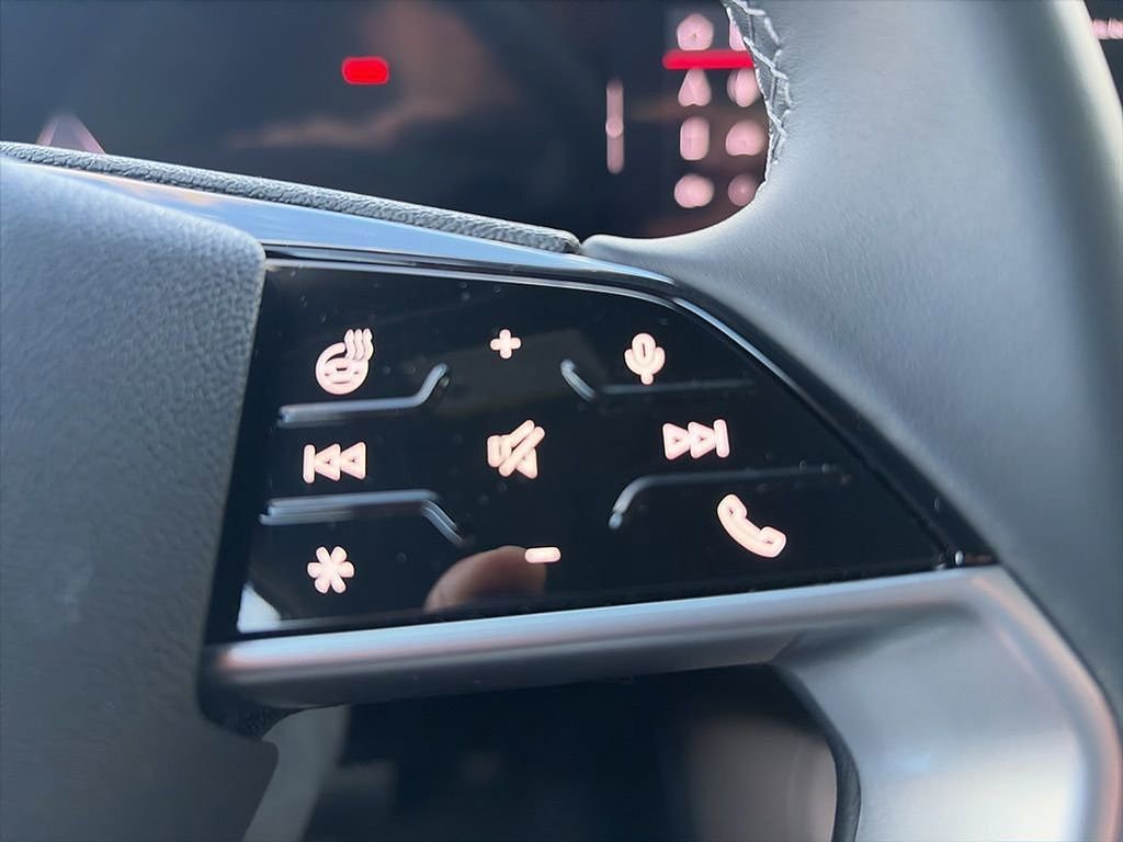 Used 2025 Audi Q5 Premium Plus image 14