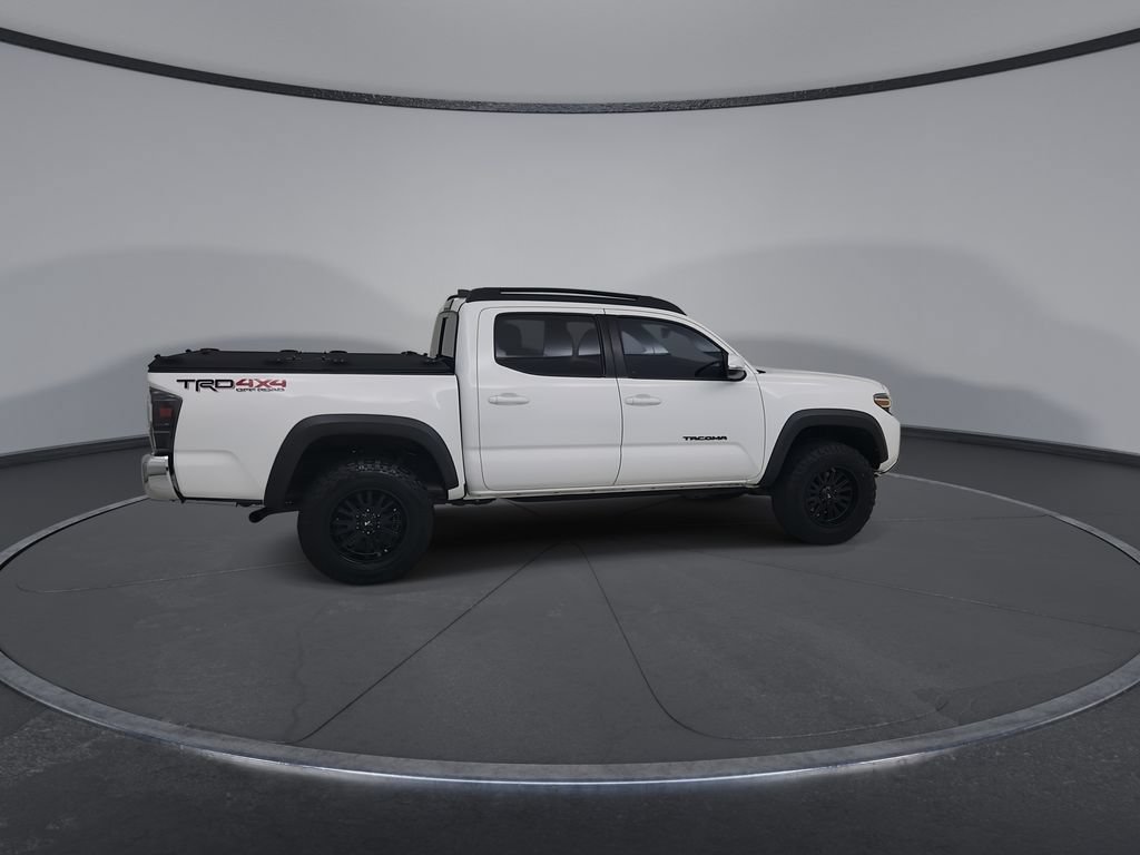 Used 2019 Toyota Tacoma TRD Off-Road AWD/4WD image 16