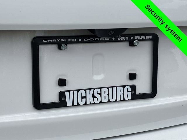 Used 2023 Jeep Grand Cherokee Altitude AWD/4WD image 37