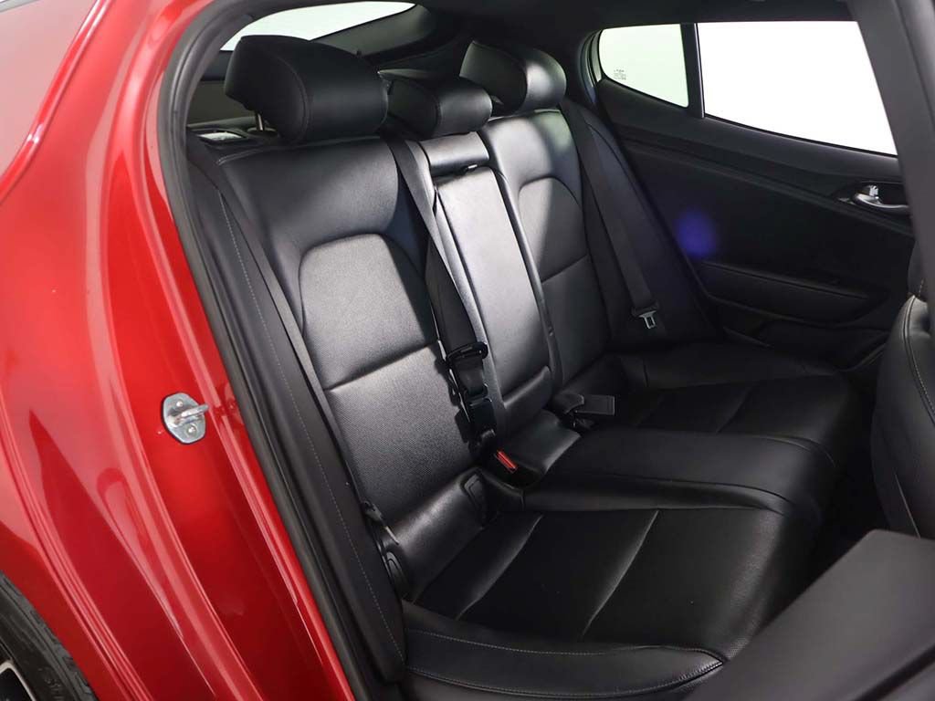Used 2022 Kia Stinger GT-Line w/ Sun & Sound Package RWD image 34