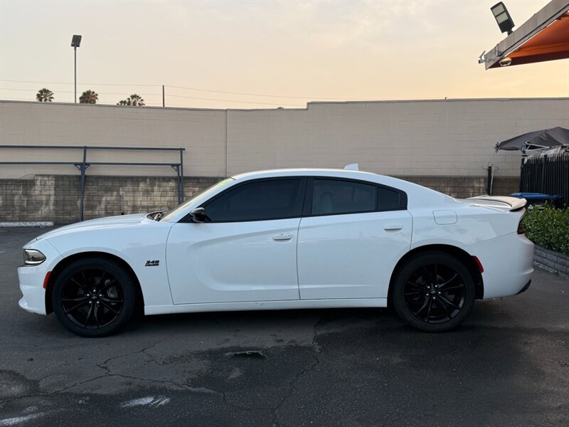 Used 2018 Dodge Charger R/T w/ Beats Audio Group RWD image 5