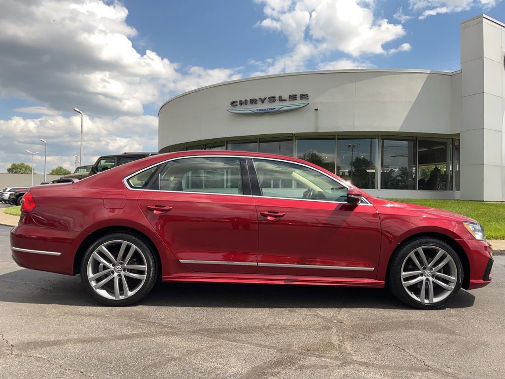 Used 2016 Volkswagen Passat 1.8T R-Line FWD image 44
