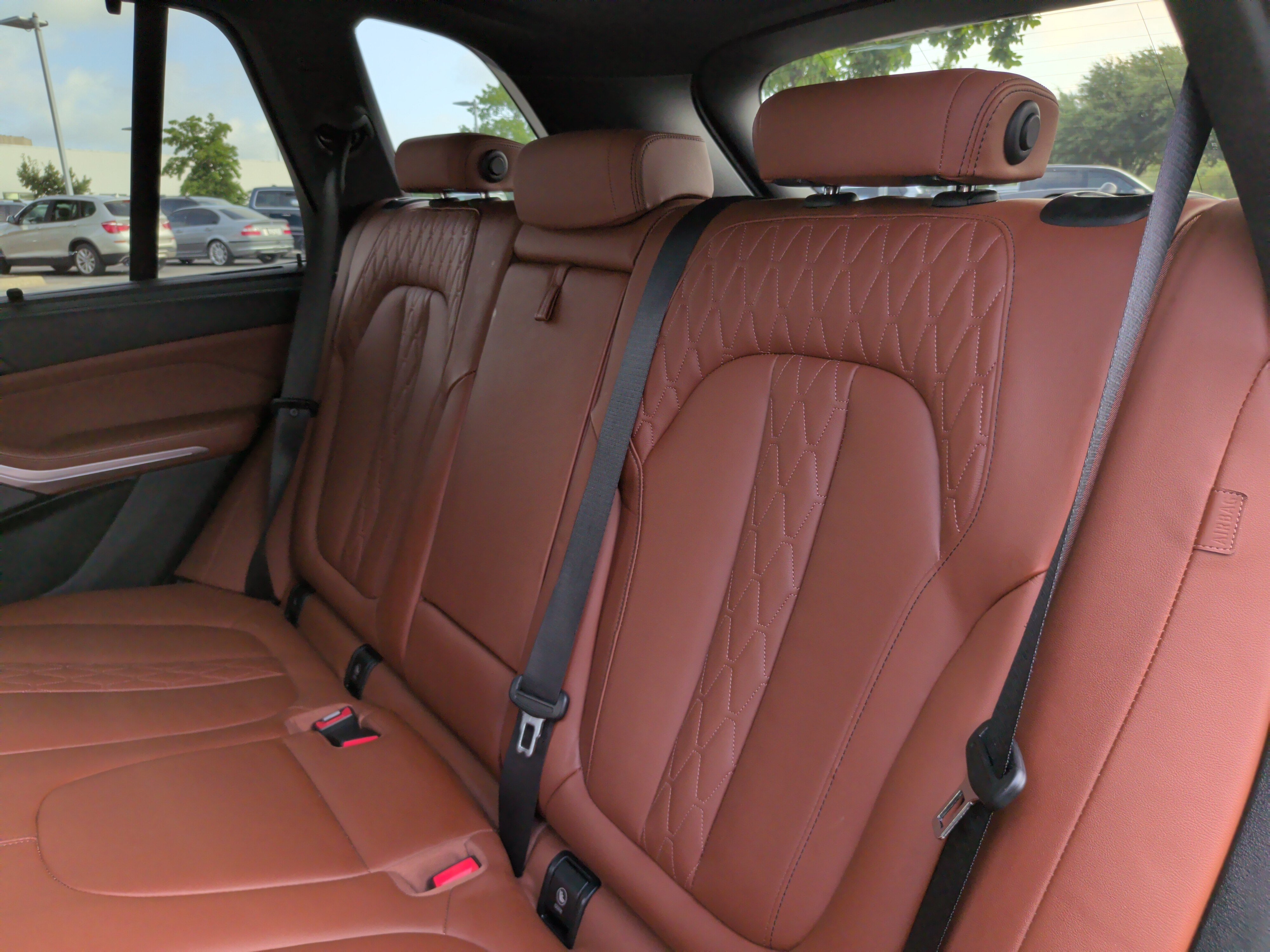 Used 2024 BMW X5 xDrive50e w/ Executive Package AWD/4WD image 37
