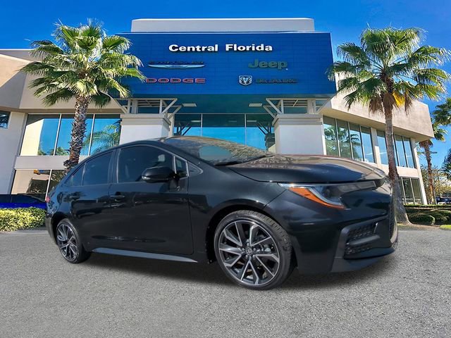 Used 2022 Toyota Corolla SE image 2