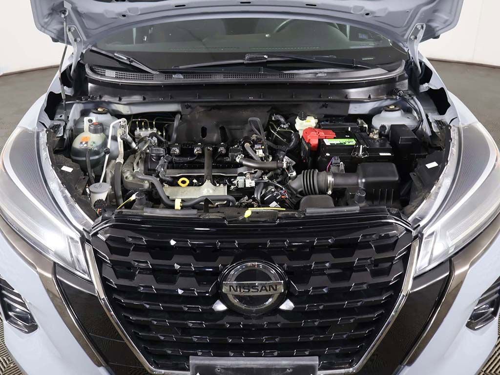 Used 2021 Nissan Kicks SR w/ Exterior Package image 19