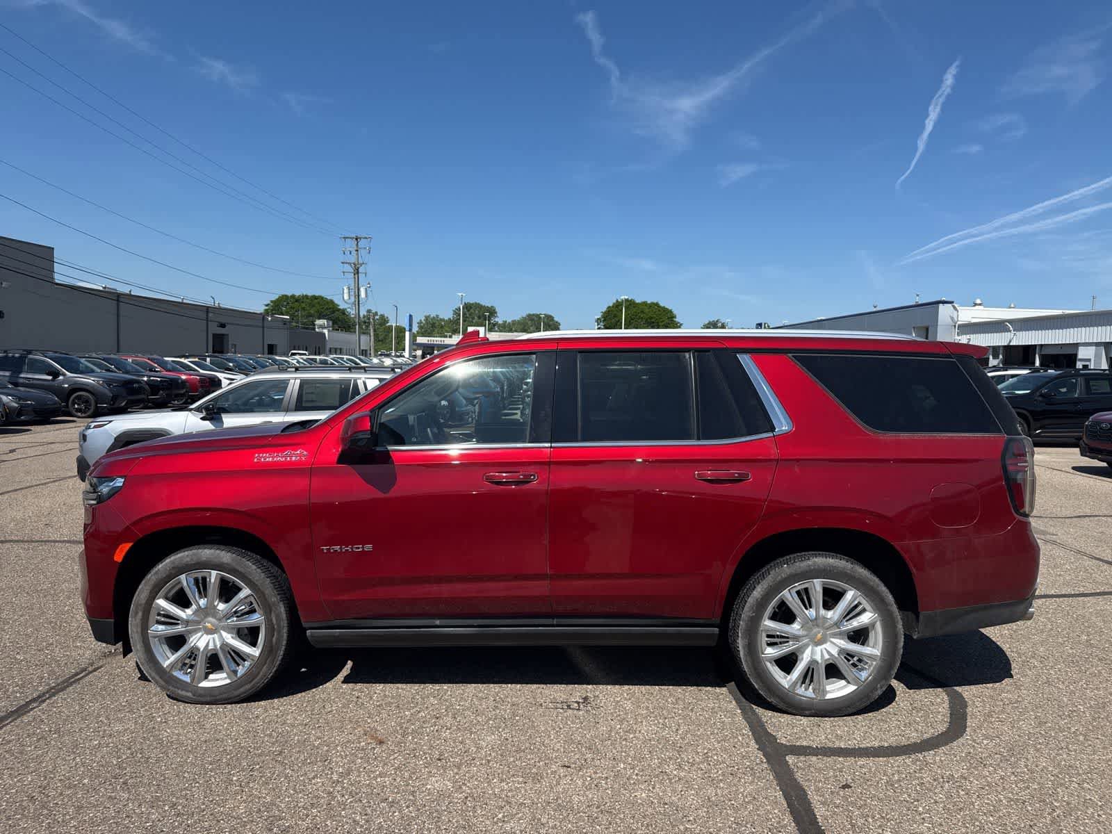 Used 2023 Chevrolet Tahoe High Country w/ Premium Package 2 AWD/4WD image 12