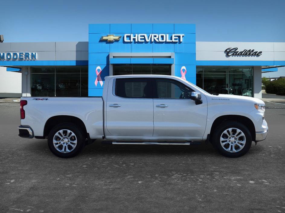 Used 2022 Chevrolet Silverado 1500 LTZ w/ LTZ Premium Package AWD/4WD image 6