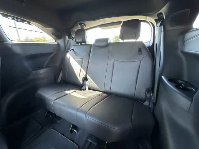 Used 2026 Toyota Sienna Limited AWD/4WD image 35