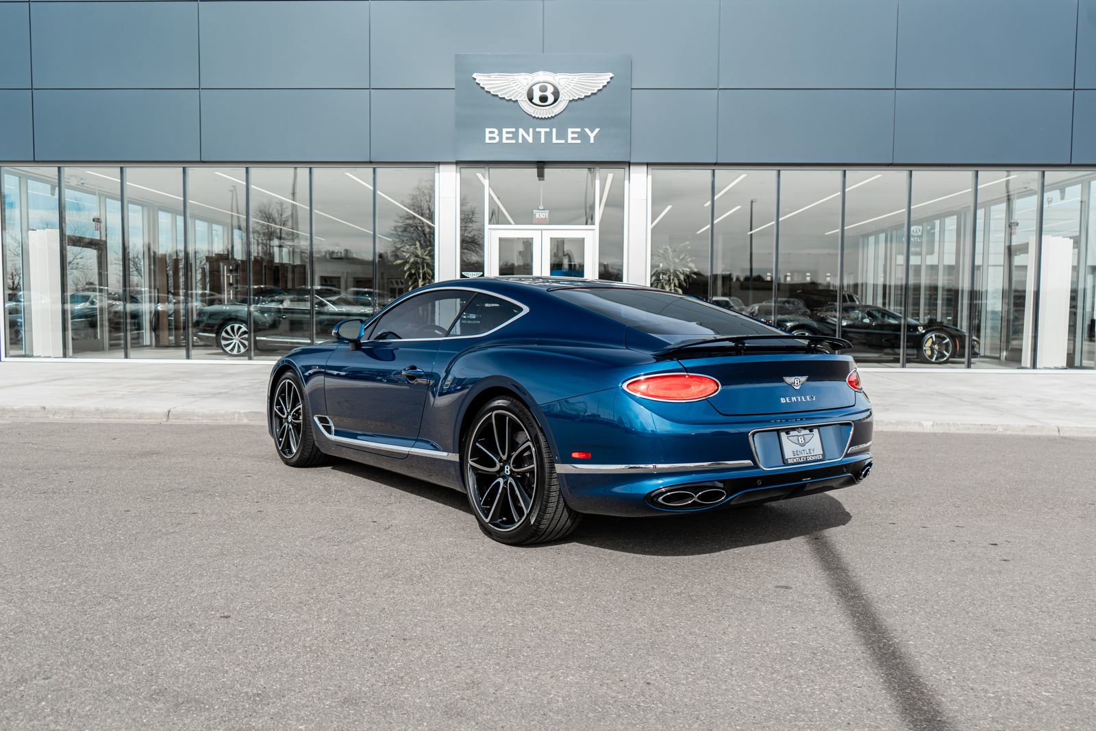 Used 2024 Bentley Continental GT image 8