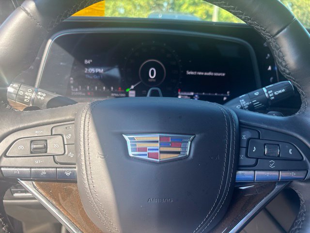 Used 2024 Cadillac Escalade ESV Sport Platinum w/ LPO, ONYX Package AWD/4WD image 9
